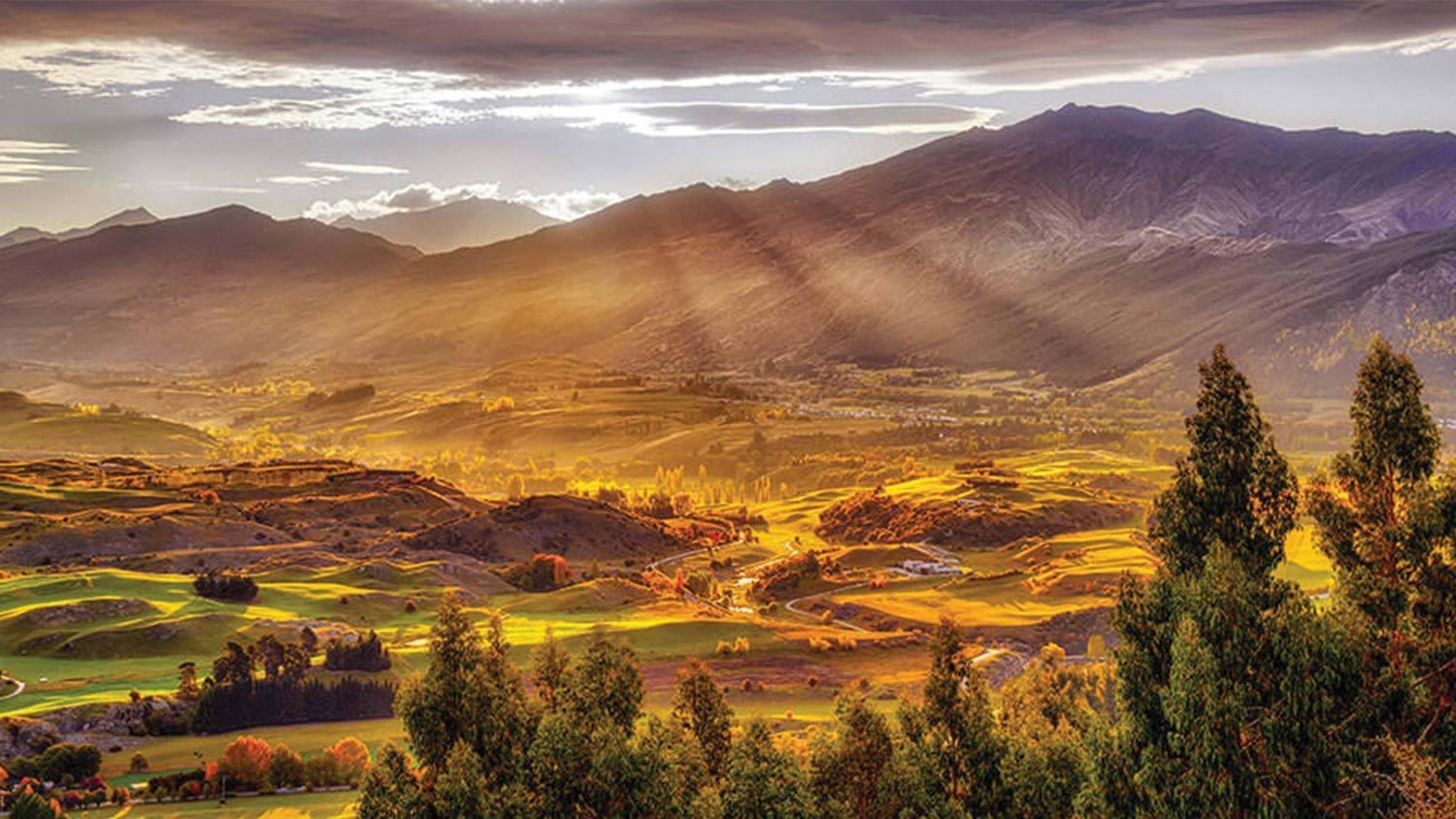 Serge's Landscape Masterclass is the perfect way to take your photography and workflow to the next level. Serge covers everything from shooting to post-processing, so you can create beautiful landscapes like a pro!