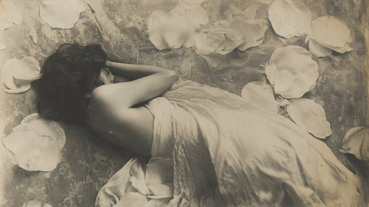 Gertrude Käsebier: Elevating Women in Pictorial Photography - A Pioneer's Impact on 20th Century Art