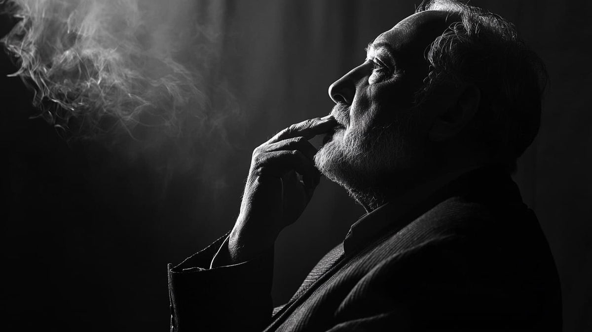 Yousuf Karsh: Portraits of Icons in Dramatic Light - Mastering the Art of Chiaroscuro Photography
